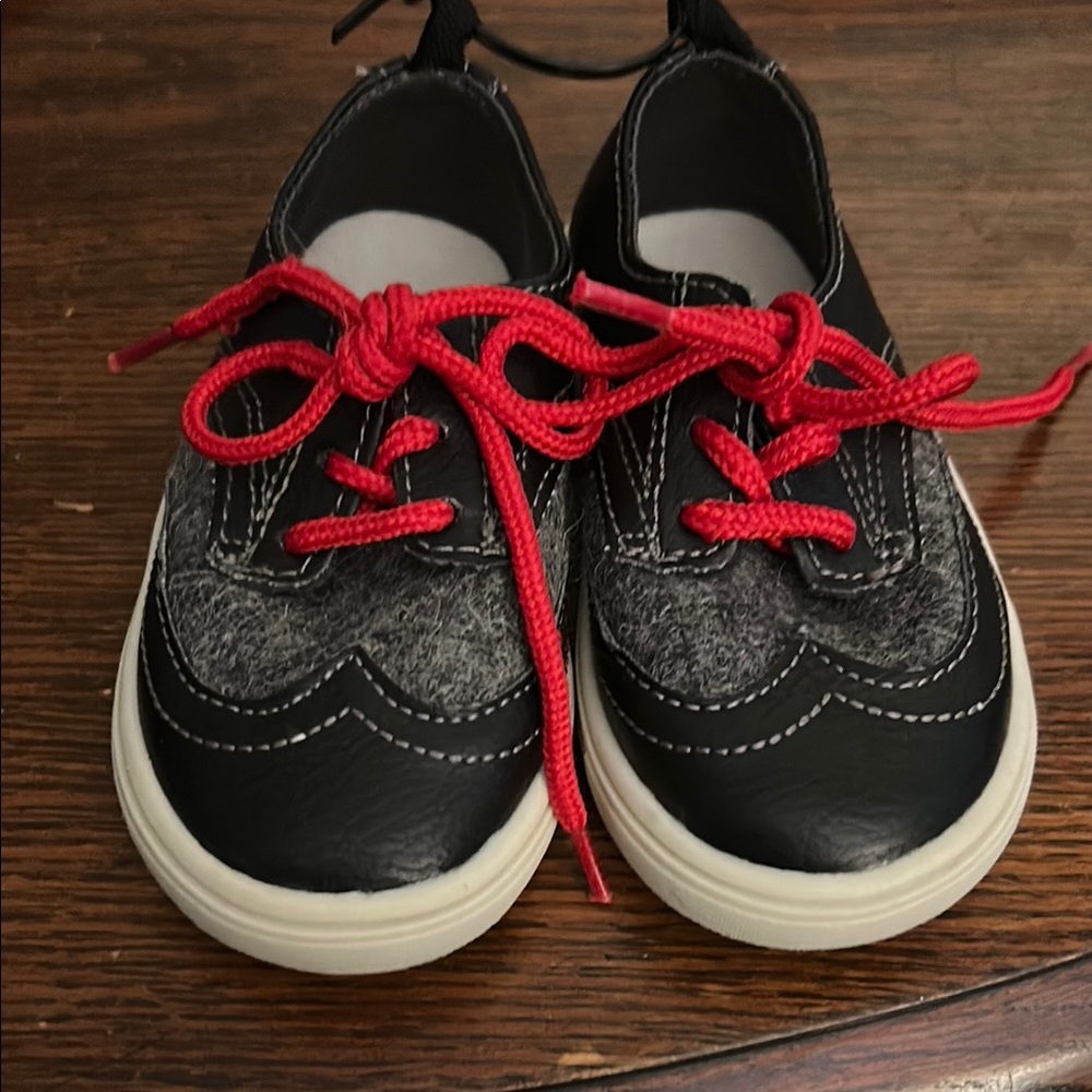 Stylish Kids Shoes with Red Laces